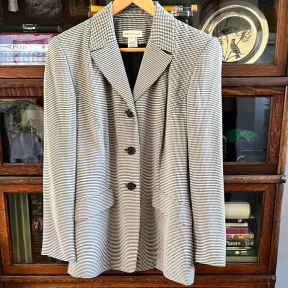 Ann Taylor Jackets & Blazers - Vintage Ann Taylor Black & White Houndstooth Blazer
